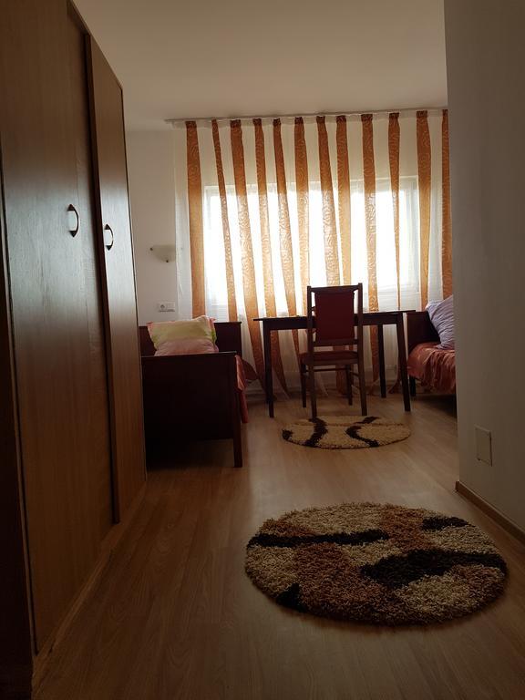 Casa Rustica Apart & Rooms Cîmpineanca Exteriér fotografie